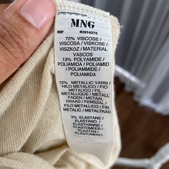 MNG casual top 4 items for $20 - Picture 6 of 7